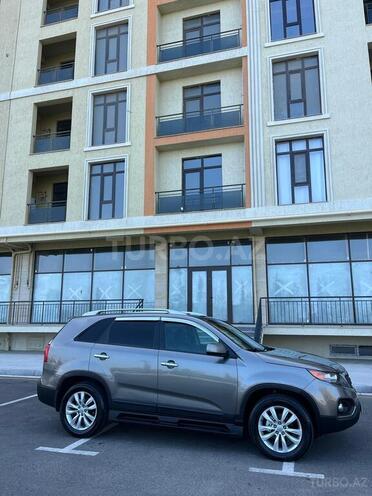 Kia Sorento 2011, 235,000 km - 2.0 l - Sumqayıt