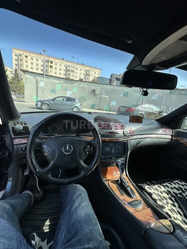 Mercedes E 200 d 2003, 450,000 km - 2.2 л - Sumqayıt