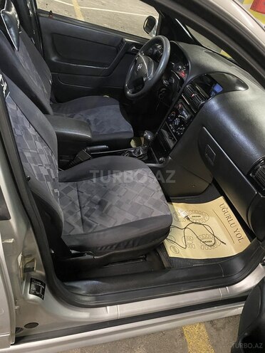 Opel Astra 2000, 368,000 km - 1.6 l - Bakı
