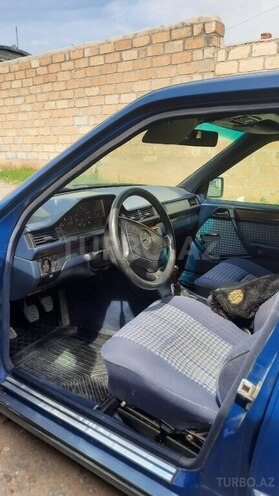 Mercedes E 200 d 1989, 100,000 km - 2.0 l - Gəncə