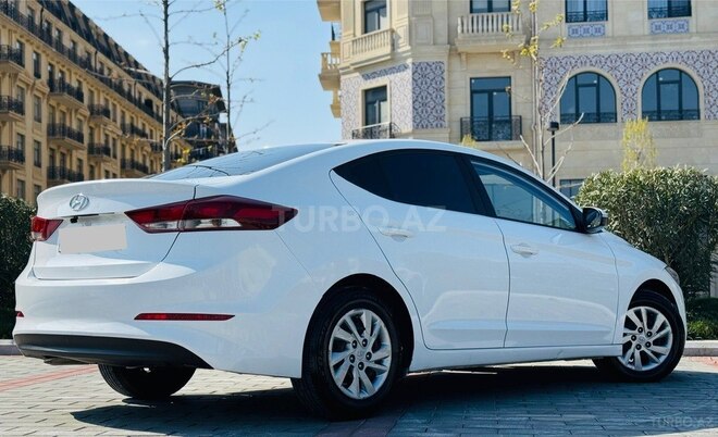 Hyundai Avante 2016, 158,000 km - 1.6 л - Bakı