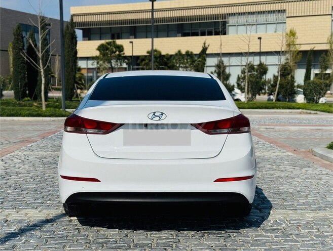 Hyundai Avante 2016, 158,000 km - 1.6 л - Bakı
