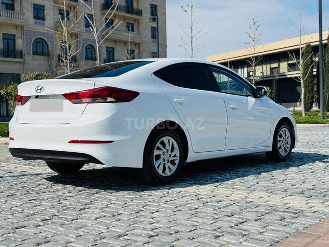 Hyundai Avante 2016, 158,000 km - 1.6 л - Bakı