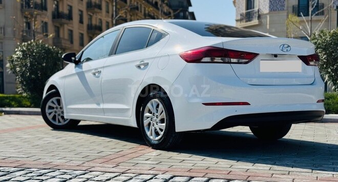 Hyundai Avante 2016, 158,000 km - 1.6 л - Bakı