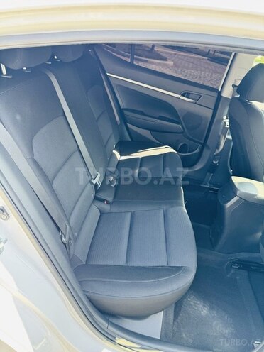 Hyundai Avante 2016, 158,000 km - 1.6 л - Bakı
