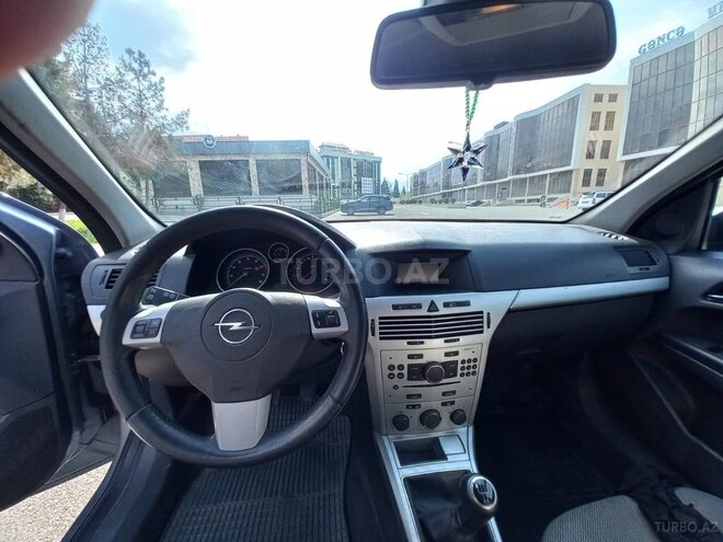Opel Astra 2009, 213,000 km - 1.4 l - Gəncə