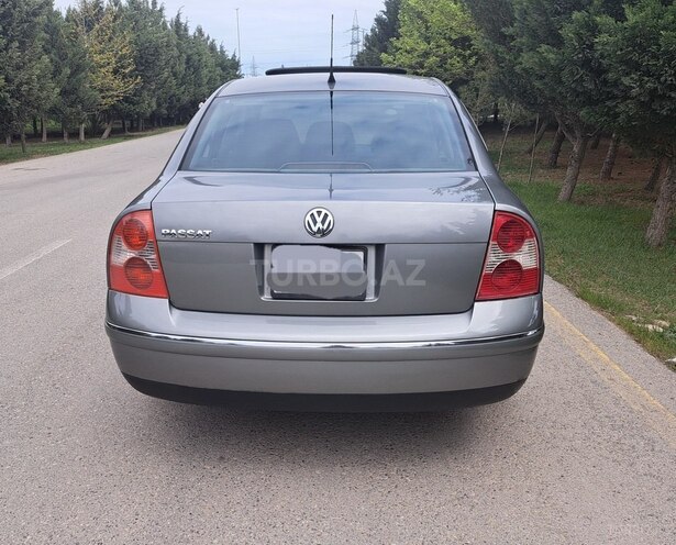 Volkswagen Passat 2004, 200,000 km - 1.8 l - Bakı