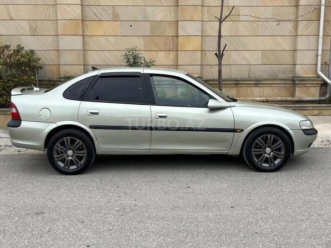 Opel Vectra 1995, 317,700 km - 2.0 l - Bakı