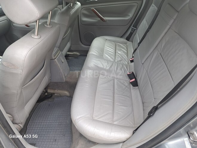 Volkswagen Passat 2004, 200,000 km - 1.8 l - Bakı