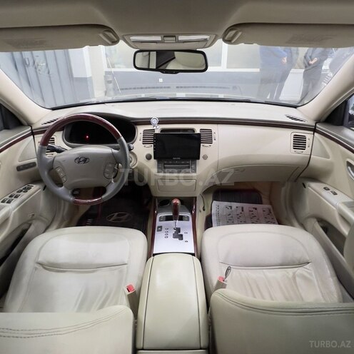 Hyundai Grandeur-11