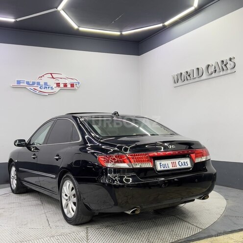 Hyundai Grandeur-5