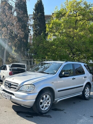 Mercedes ML 320 4MATIC 2000, 211,486 km - 3.2 l - Bakı