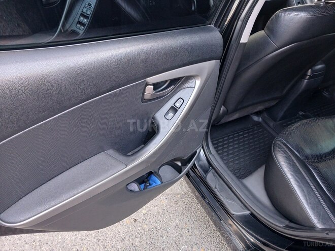 Hyundai Elantra 2011, 286,000 km - 1.8 л - Bakı