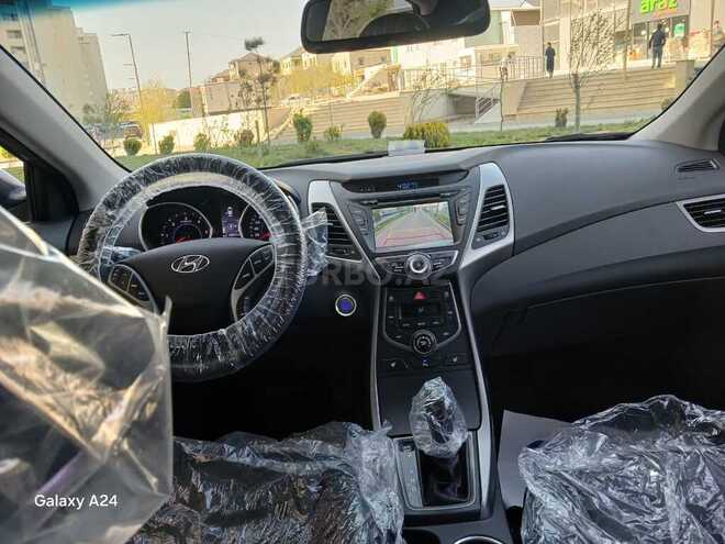 Hyundai Avante 2015, 92,065 km - 1.6 l - Bakı