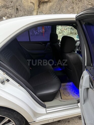 Mercedes E 200 1995, 336,000 km - 2.0 l - Quba