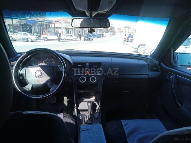 Mercedes C 220 d 1998, 278,000 km - 2.2 l - Bakı