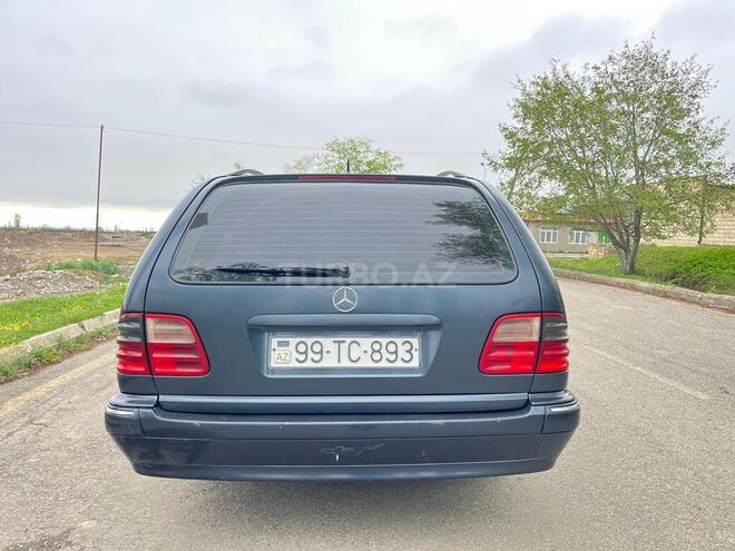 Mercedes E 270 1999, 358,057 km - 2.7 l - Quba