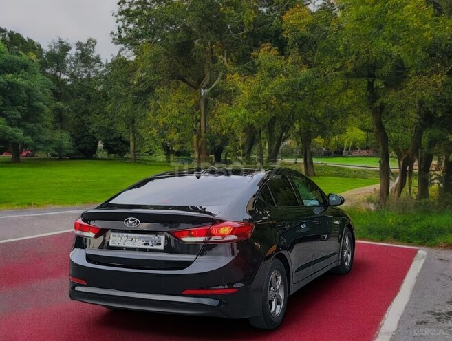 Hyundai Elantra 2017, 118,000 km - 1.4 л - Bakı