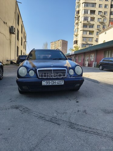 Mercedes E 200 1995, 450,000 km - 2.0 l - Bakı