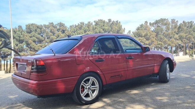 Mercedes C 180 1994, 260,000 km - 1.8 l - Bakı