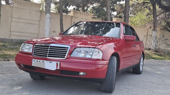 Mercedes C 180 1994, 260,000 km - 1.8 l - Bakı