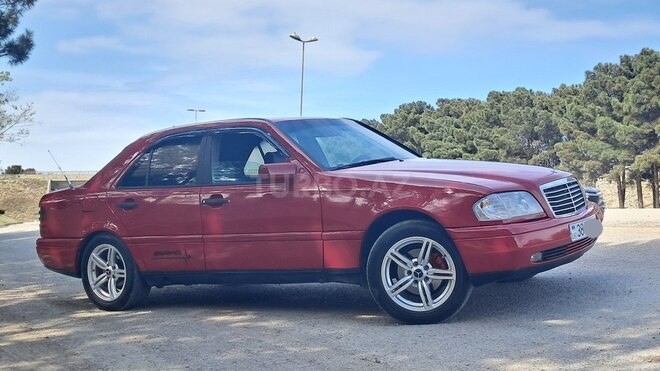 Mercedes C 180 1994, 260,000 km - 1.8 l - Bakı