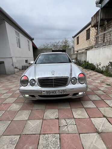 Mercedes E 270 1999, 476,415 km - 2.7 л - Qazax