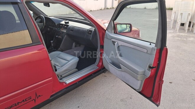 Mercedes C 180 1994, 260,000 km - 1.8 l - Bakı
