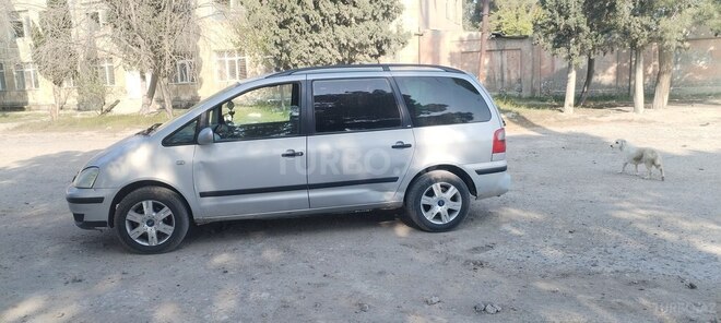 Ford Galaxy 2001, 327,000 km - 2.0 l - Sumqayıt