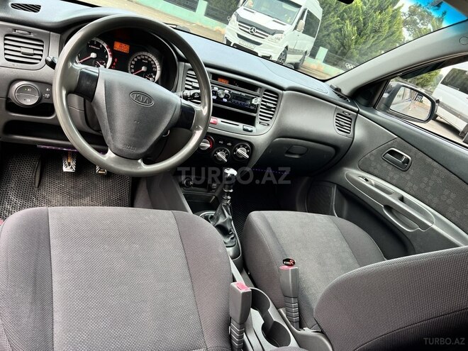 Kia Rio 2006, 209,000 km - 1.4 l - Tovuz
