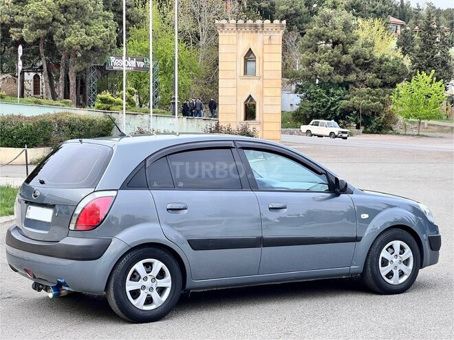 Kia Rio 2006, 209,000 km - 1.4 l - Tovuz