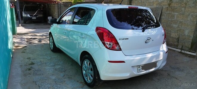Hyundai i20 2014, 190,000 km - 1.3 l - Bakı