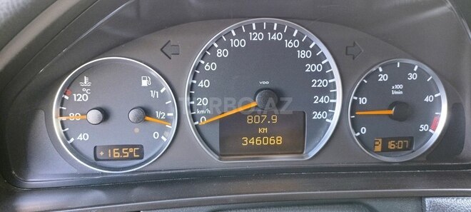 Mercedes E 270 2000, 347,000 km - 2.7 l - Bakı