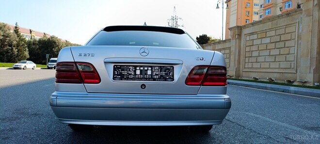 Mercedes E 270 2000, 347,000 km - 2.7 l - Bakı
