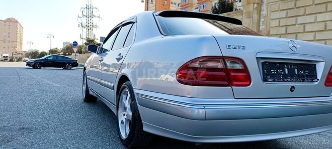 Mercedes E 270 2000, 347,000 km - 2.7 l - Bakı