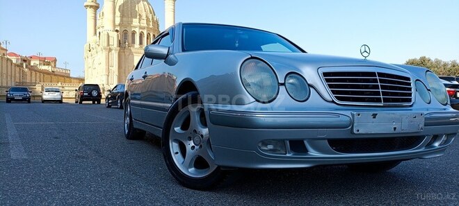 Mercedes E 270 2000, 347,000 km - 2.7 l - Bakı