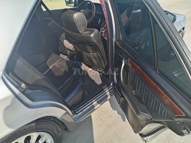 Mercedes E 300 d 1993, 300,000 km - 3.0 l - Qazax