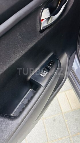 Kia Rio X-Line 2021, 67,000 km - 1.6 l - Bakı