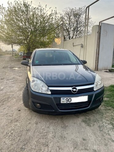 Opel Astra 2006, 256,000 km - 1.4 l - Gəncə