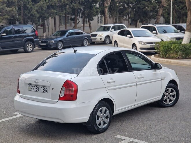 Hyundai Accent 2009, 298,000 km - 1.4 л - Sumqayıt