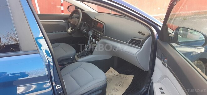 Hyundai Elantra 2018, 78,900 km - 2.0 л - Bakı