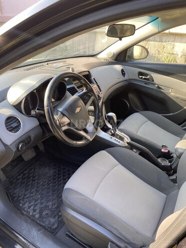 Chevrolet Cruze 2010, 220,087 km - 1.8 л - Bakı