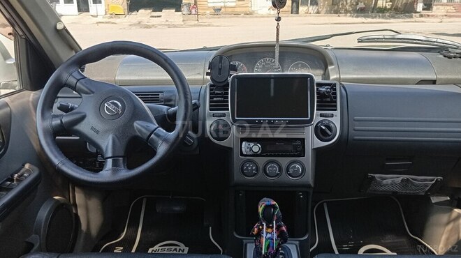 Nissan X-Trail 2005, 282,200 km - 2.0 l - Salyan