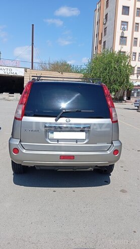 Nissan X-Trail 2005, 282,200 km - 2.0 l - Salyan