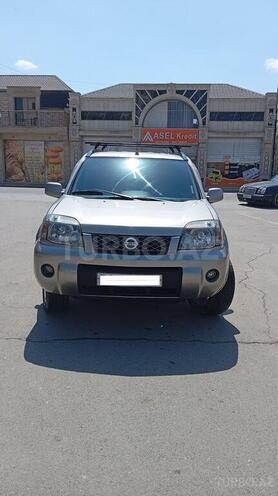 Nissan X-Trail 2005, 282,200 km - 2.0 l - Salyan