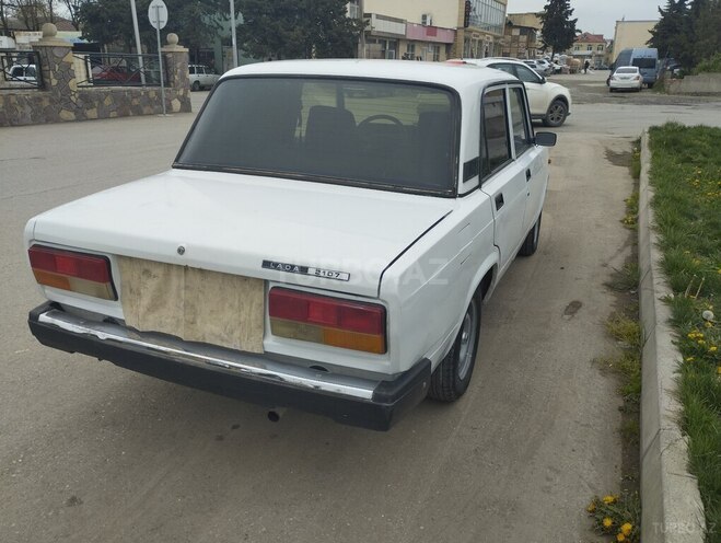 LADA (VAZ) 2107 2002, 46,000 km - 1.5 л - Quba