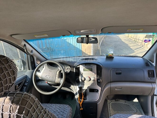 Hyundai H-1 2010, 312,000 km - 2.5 л - Bakı