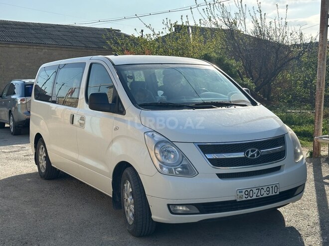 Hyundai H-1 2010, 312,000 km - 2.5 л - Bakı