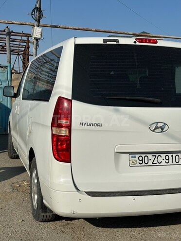 Hyundai H-1 2010, 312,000 km - 2.5 л - Bakı