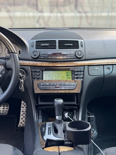 Mercedes E 300 d 2005, 305,000 km - 3.0 l - Bakı